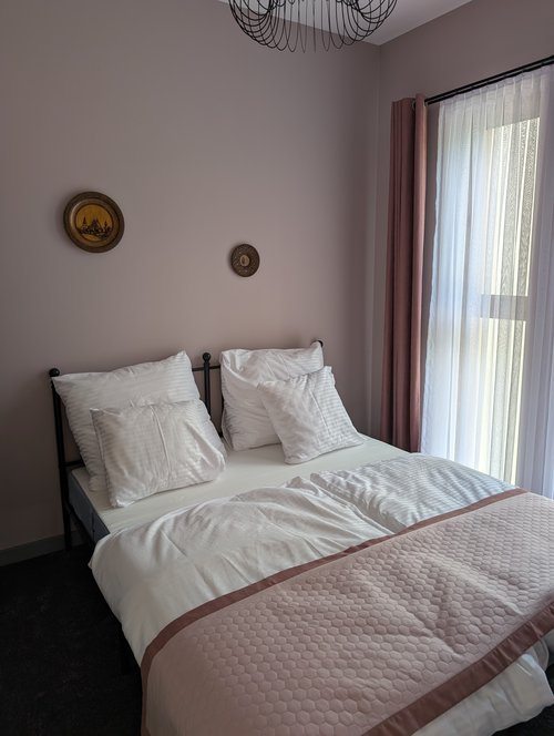 Sypialnia w apartamencie 4-osobowym